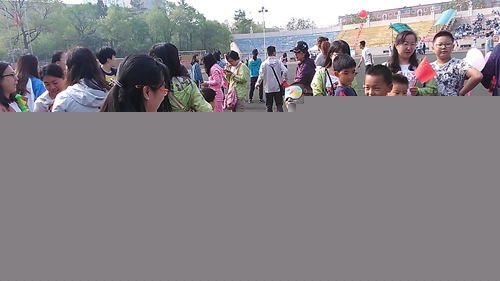 437ccm必赢国际首页欢迎您举办“迎‘六一’东林宝贝趣味运动会”